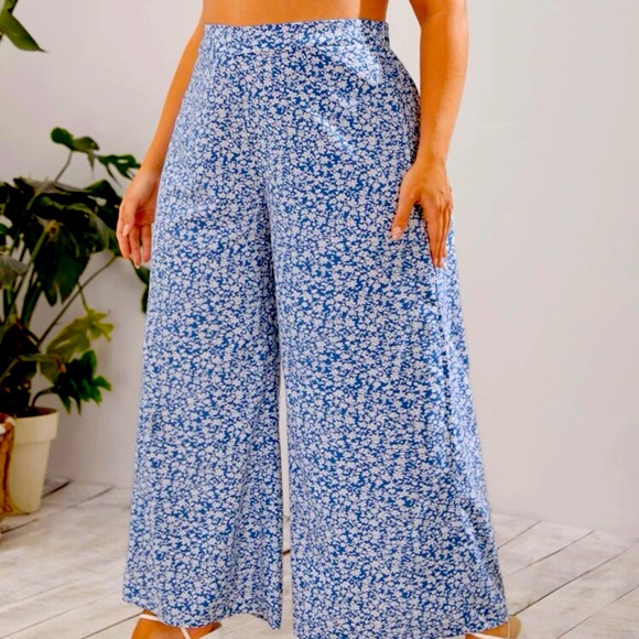 Loose pants - Picture 1 of 5